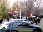 Объятую огнем "Оку" в центре Ростова сняли на видео