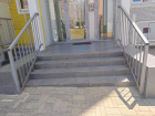 Власти прокомментировали жалобу на отсутствие пандуса в доме на Левенцовке