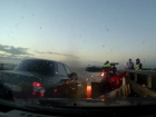 Массовая авария с участием ростовчанина попала на видео: легковушка снесла инспектора ГАИ