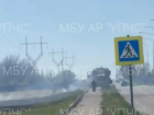 Сухая трава загорелась рядом с ЖК «Солнечная поляна» в Аксайском районе