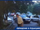 У школьницы украли сумку с паспортом прямо у подъезда в Ростове на Орбитальной