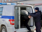 В Ростове задержали грабителя, сорвавшего с мужчины золотую цепочку за 150 тысяч рублей возле бара