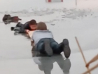 В Ростовской области студент героически спас школьника, провалившегося под лед