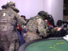 Полицейские опубликовали видео задержания организатора подпольного казино в Ростовской области