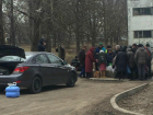Жертвующие еду бездомным и малоимущим добрые жители Ростова вызвали уважение у горожан