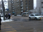 Уложенный в снег асфальт провалился спустя сутки