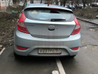 Поразительно хамская парковка молодой матери на иномарке вызвала одобрение у «своих» в Ростове
