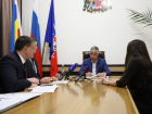 В Ростове сразу на трех улицах Вертолетного поля появится уличное освещение