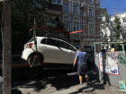 «Дорогу мусоровозу»: в Ростове начали борьбу с запаркованными контейнерными площадками