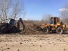 Генеральную расчистку с вывозом ста тонн мусора устроили на левом берегу Ростова 