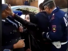"Почему так мало?": ростовчан возмутило наказание для устроившей потасовку с полицией компании