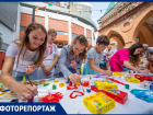 Дети нарисовали природу Ростовской области на 10-метровом полотне
