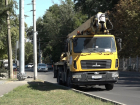 «И так сойдет!»: опору сотовой вышки посреди тротуара в Ростове признали незаконной