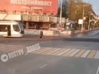 На Театральной площади в Ростове трамвайные пути закатали в асфальт