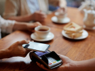 Дончане стали чаще оставлять чаевые