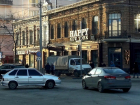Тройное ДТП в час пик парализовало движение в центре Ростова