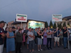 Жители поселка под Ростовом митинговали против бесконтрольной застройки