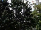 Ростовчане рискуют быть прибитыми фонарным столбом в центре города