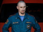 «Порой приходится нести на себе 30 кг снаряжения»: ростовский спасатель рассказал о буднях пожарных