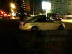 Двое мужчин бросили шикарный «Мерседес» без номеров после ДТП на кольце в Ростове
