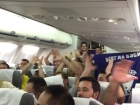 Десятки возбужденных иностранцев "раскачали" летевший самолет из Москвы в Ростов