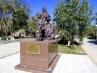 «Женщинам, мужчинам и детям, приближавшим Победу»: памятник труженикам тыла в Ростовской области