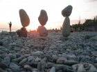 Уникальное искусство балансировки камней и булыжников освоил шутя житель Ростовской области