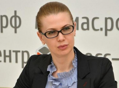 Глава департамента потребрынка Ростовской области Ирина Теларова уходит в декретный отпуск