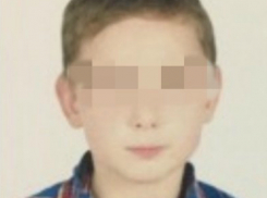 Бритый налысо 13-летний мальчик пропал в Ростовской области