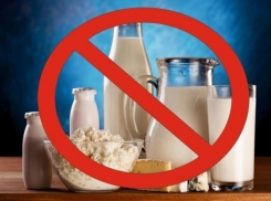 В детских садах Ростова малышей травили суррогатом под видом молока