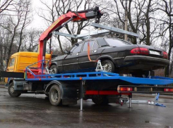 В Новый год машины ростовчан будут эвакуировать бесплатно