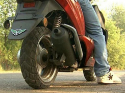 Наглый 36-летний ростовчанин присвоил чужой скутер с парковки