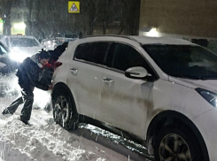 Как Ростовская область переживает снежный коллапс: хронология за сутки