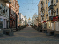 Жителей Ростовской области на ближайшие выходные призвали остаться дома из-за коронавируса