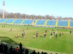 «Горячие скачки» на ужасном поле устроил «Ростов» Моуринью, - британские СМИ