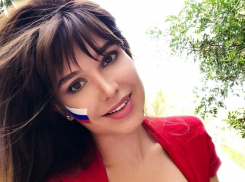 Секс-звезда Playboy Мария Лиман предложила проверить зрение на обнажённом теле