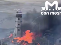 В хуторе Мержаново загорелся знаменитый маяк