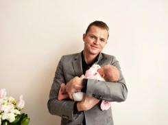 Муж Анастасии Костенко поделился в сети трогательными фото с дочкой