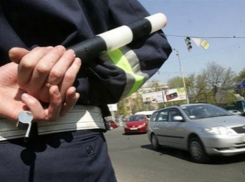 В получении взятки в 15 тысяч рублей подозревают сотрудника ДПС в Ростовской области