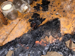 На Дону мужчина разжег костер внутри дома и погиб