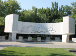 На частичный ремонт мемориального комплекса «Павшим воинам» потратят 12,8 миллионов рублей