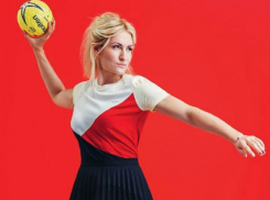 Гандболистки «Ростов-Дона» снялись в строгой и модной фотоссесии для журнала Glamour