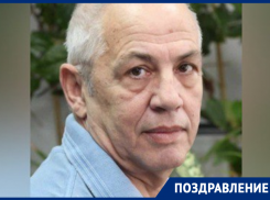 Сегодня юбилей отмечает профессор ЮФУ Михаил Жуков