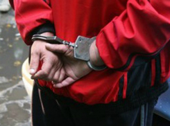 «Нашпигованного» до отказа наркотиками мужчину поймали на улице Ростова
