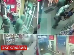 Четверо вооруженных  людей в масках из «Крика» ограбили АЗС в Ростове 