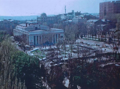 Площадка кинотеатра «Россия» вновь в центре споров: губернатор поднял вопрос о судьбе объекта