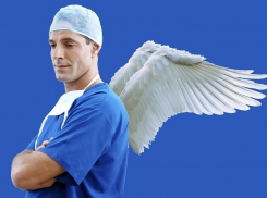 Самый состоятельный главврач региона получает в месяц 137 тысяч рублей