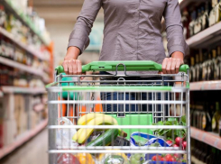 Ростовские власти разрешили ходить только в ближайшие к дому супермаркеты