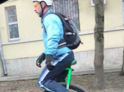 Способ избежать диких пробок и вовремя добраться на работу нашел предприимчивый житель Ростова