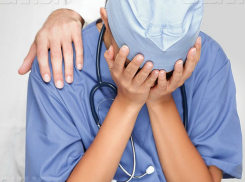 Жестокое избиение молотком врачей «скорой» совершил буйный мужчина в Ростове